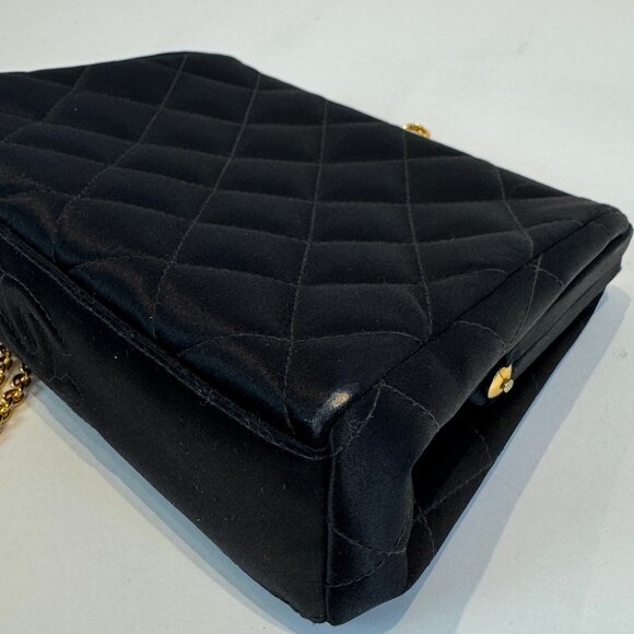 Vintage Chanel Black Quilted Frame Evening Bag - Picture 11 of 16